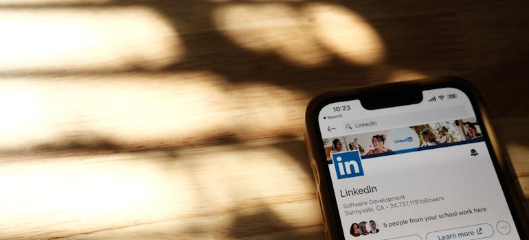 Linkedin app