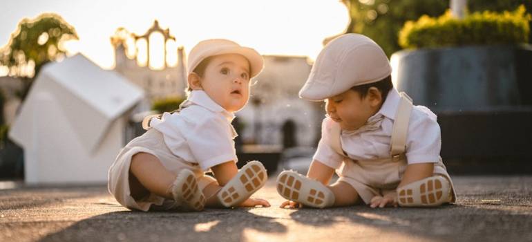 tow kids playing outside
