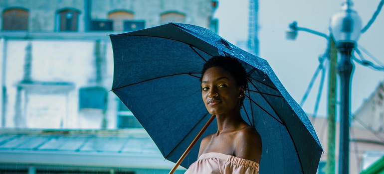 a young woman who knows all about moving from Toronto to Florida in your 20s