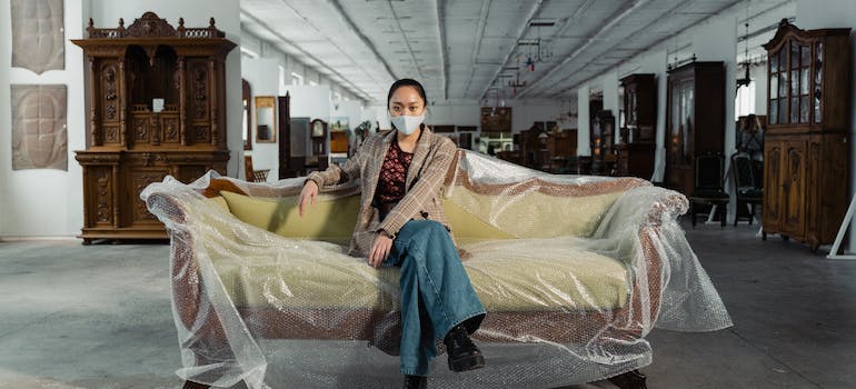 A woman moving heirlooms from Canada to Florida