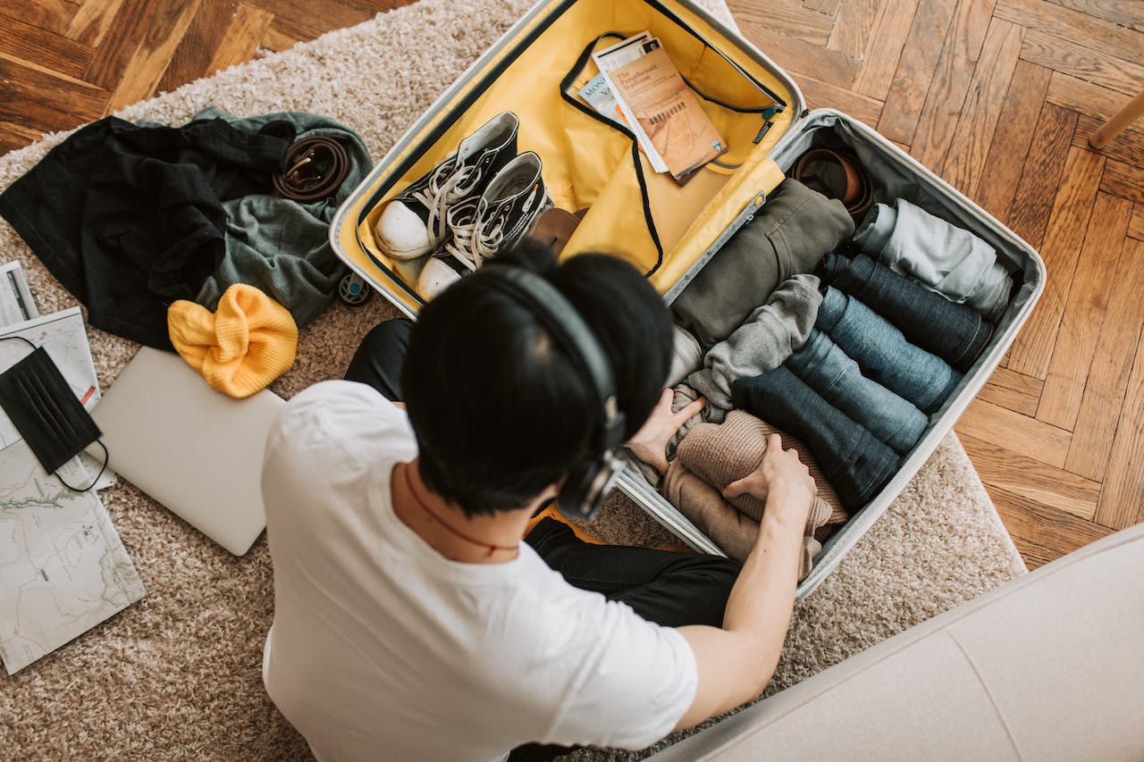 A man getting ready to pack for a Canada cross country move